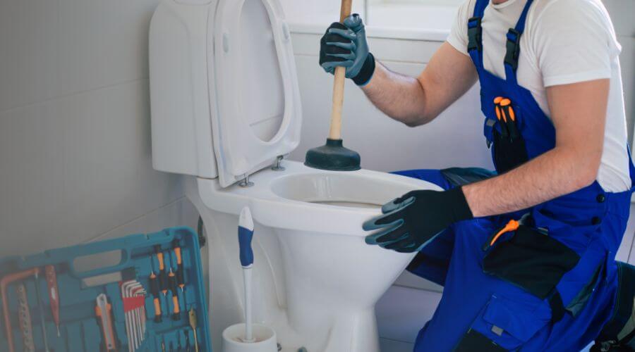 Professional same day plumber in Ewing, IL